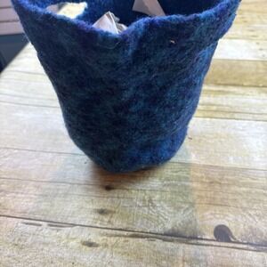 Knit‎ Wool Felted Handmade Bucket Small Handbag Purse Blue